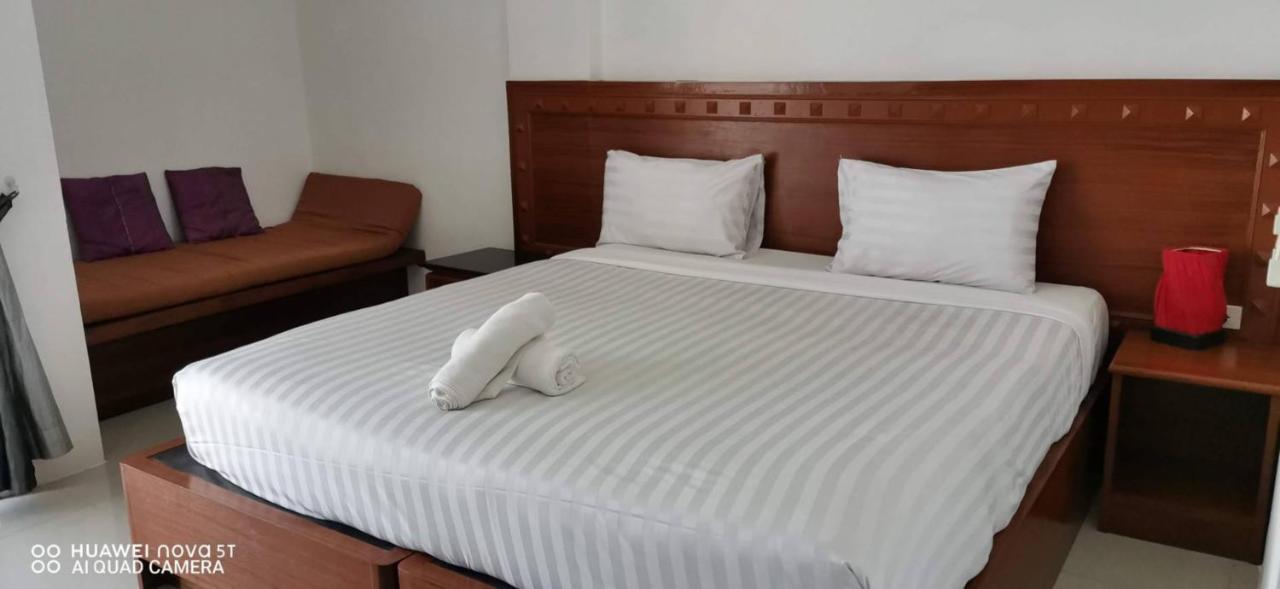 Sure Guesthouse Kamala Exteriér fotografie