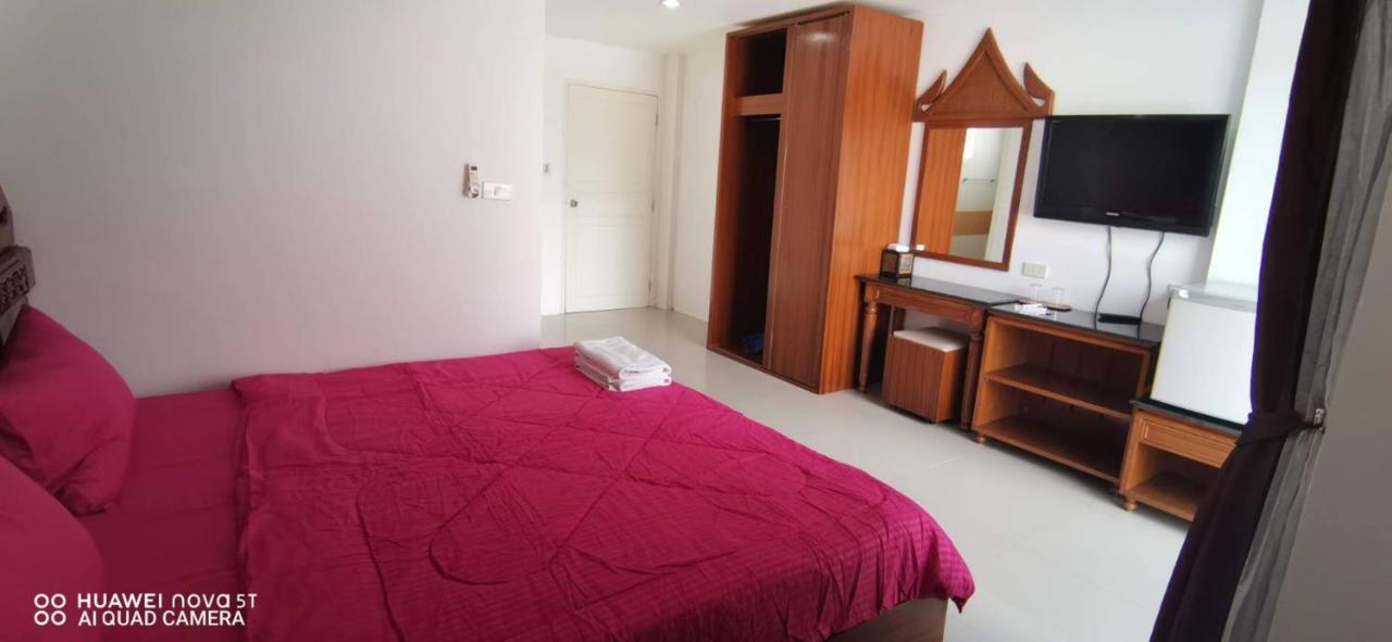 Sure Guesthouse Kamala Exteriér fotografie
